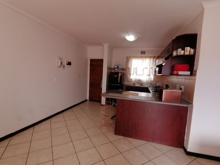 2 Bedroom Property for Sale in Hillside Free State